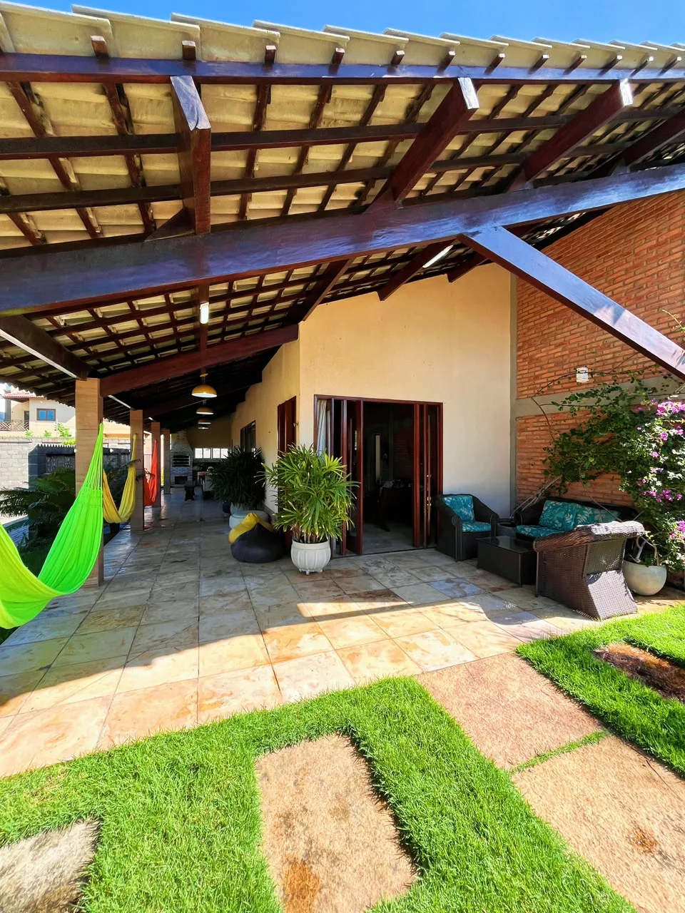 Vista externa da Casa Luís Correia